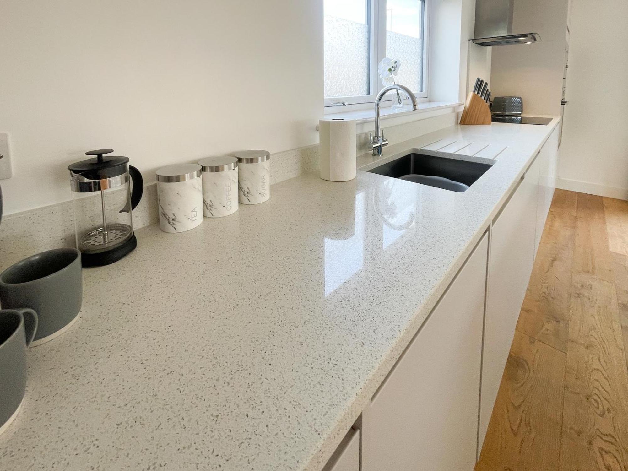 Modern Stylish 2 Bed House In Charming Fen Ditton Village *