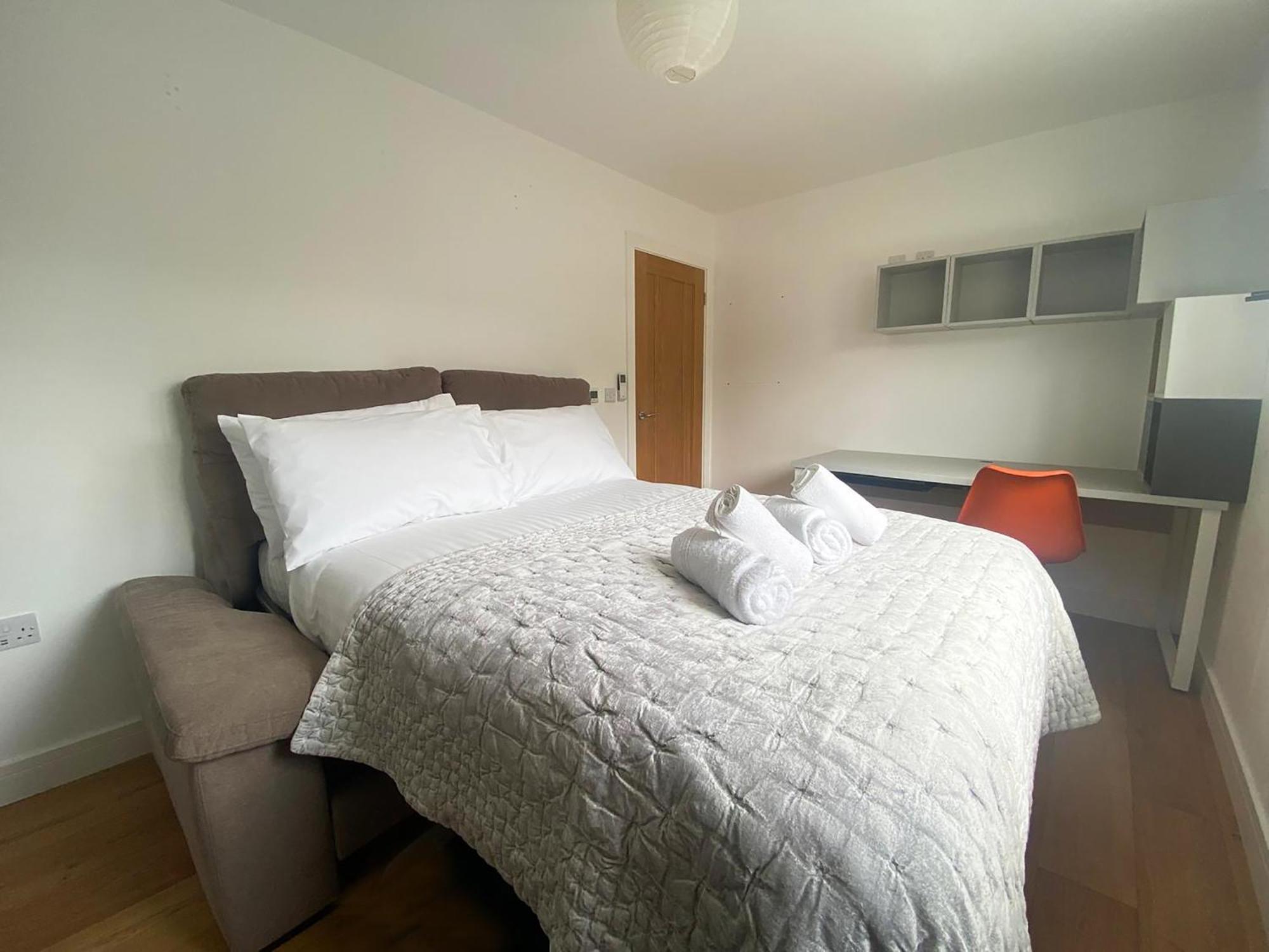 Modern Stylish 2 Bed House In Charming Fen Ditton Village Rumah liburan *